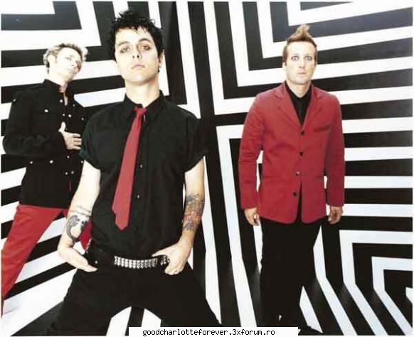 la numai 14 ani, billie joe armstrong (chitara, vocal) si mike dirnt (bass) au format prima lor