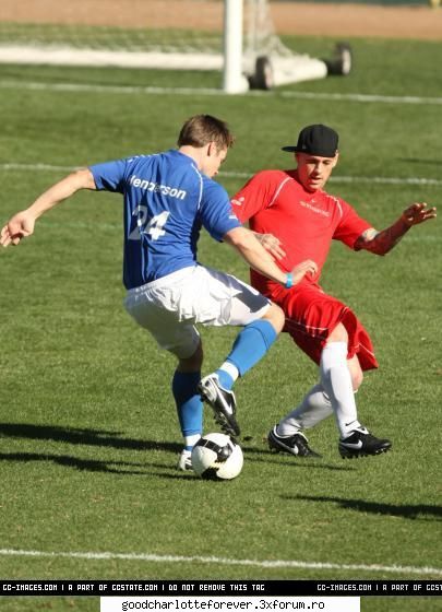 :nebun:  :rusine: benji joaca fotbal:x