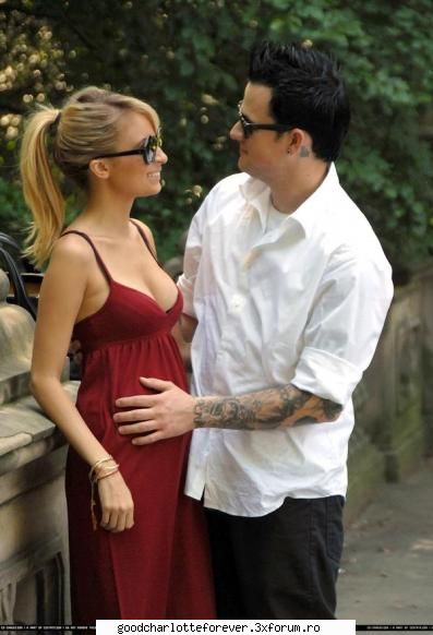 le sta bne  :zzz: joel madden and nicole richie