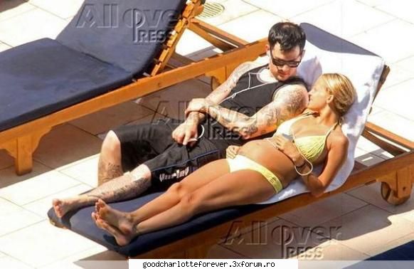 heh  :zzz: joel madden and nicole richie